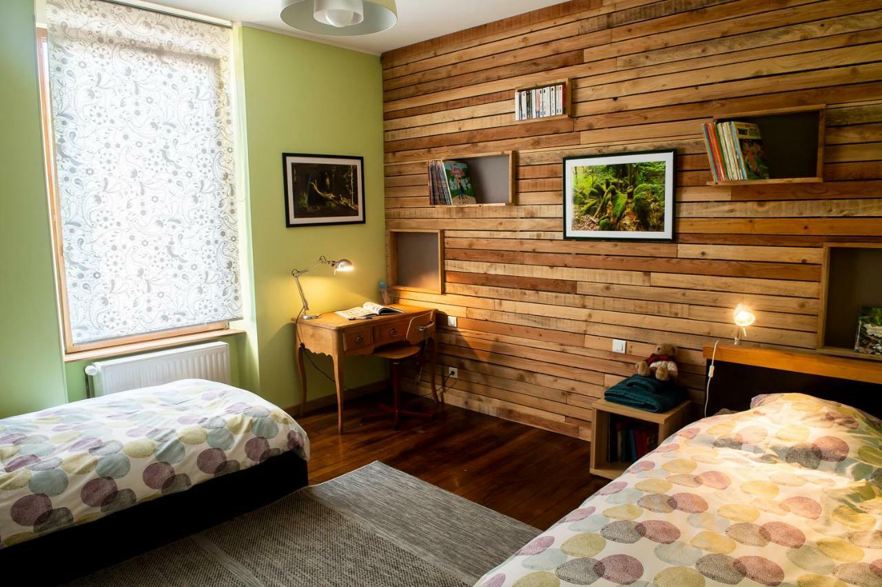 L'Enchantraine - Gite Tout Confort Et Tarif Tout Inclus - Appartement Spacieux Et Accueillant Sur Épinal Exterior foto